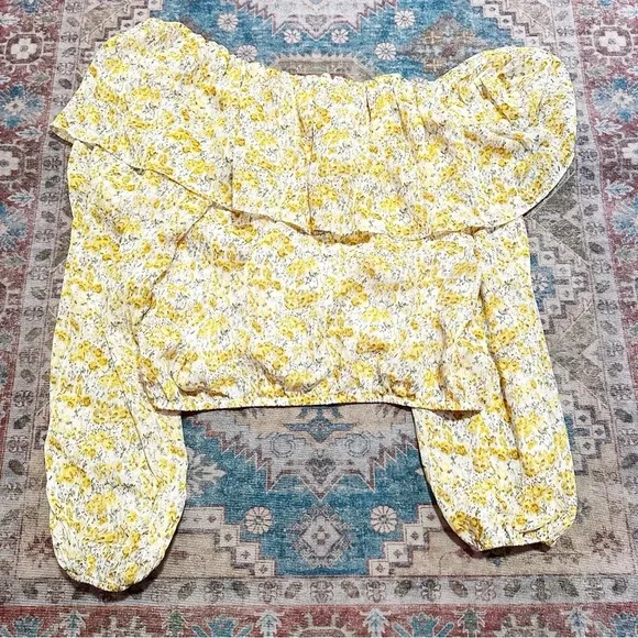 NWT ASTR THE LABEL Ruffle One Shoulder Top Blouse Small Yellow Floral Print - Picture 10 of 12